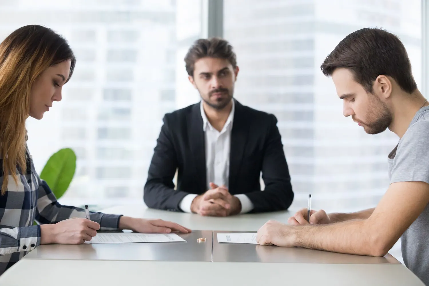 How EH Mediation Guides Couples Toward Fair and Balanced Outcomes Kidderminster